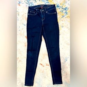 Super skinny stretch jeans. Dark navy. Jennifer Lopez